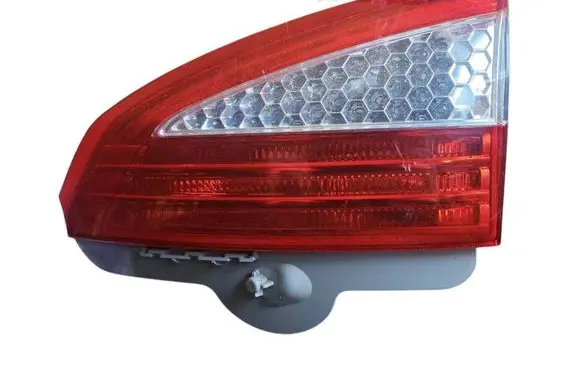 Ford Mondeo MK IV Tailgate rear/tail lights 7S7113A602B