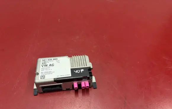 Volkswagen PASSAT B8 USA Antenna control unit 561035003