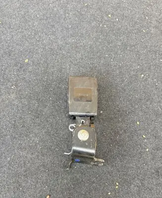 BMW X4 F26 Rear seatbelt buckle 7235455 132161R
