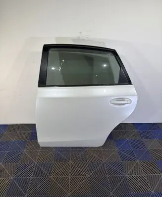 Toyota Prius+ (ZVW40) Rear door 