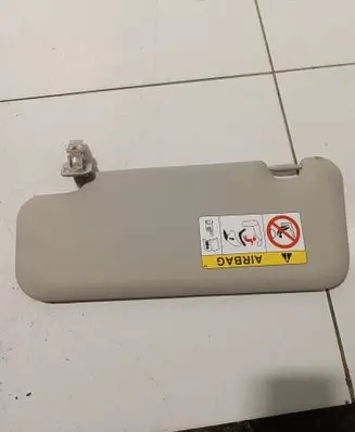 Mazda 3 III Sun visor J71E P0M1