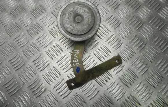 Audi A3 S3 8L Horn signal 6N0951113A M4099
