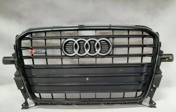 Front bumper upper radiator grill