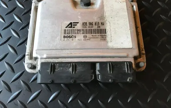 Volkswagen Sharan Engine control unit/module 038906019NA 0281011822 EDC15P