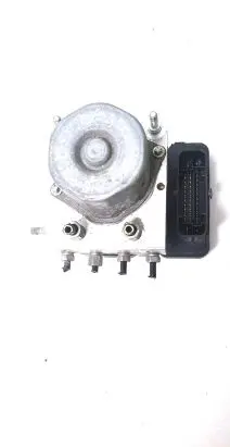 Nissan X-Trail T32 ABS Pump 476604CC1A