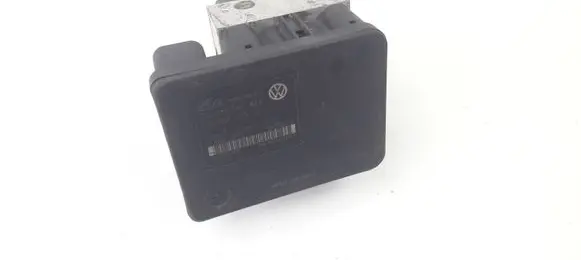 Volkswagen Golf IV ABS Pump 1C0907379E 1J0614517E