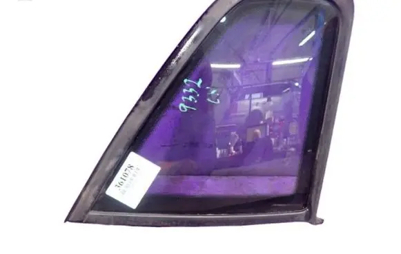 Volkswagen PASSAT B5.5 Rear side window