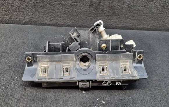 Audi A6 S6 C5 4B Tailgate/trunk/boot exterior handle 4B0827565H 4B0827565J 8D9827565H