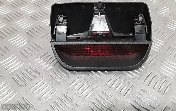 Dacia Duster Third/center stoplight 265900027R