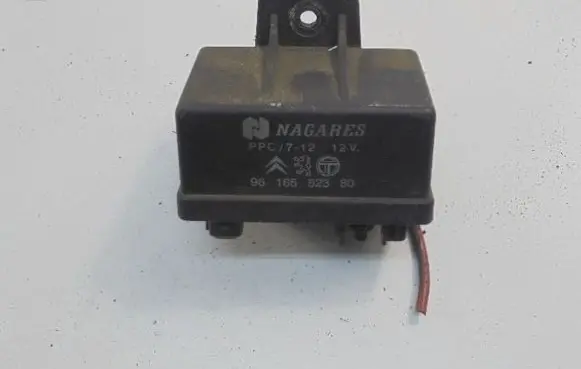 Citroen Berlingo Glow plug pre-heat relay 9616582380