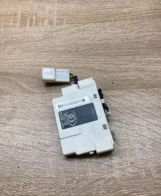 Toyota Prius (XW20) Alarm control unit/module 8999247020 626467000