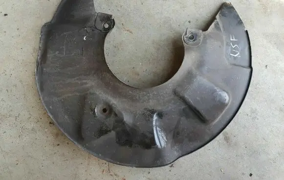 Volkswagen Transporter - Caravelle T5 Front brake disc dust cover plate 7h0