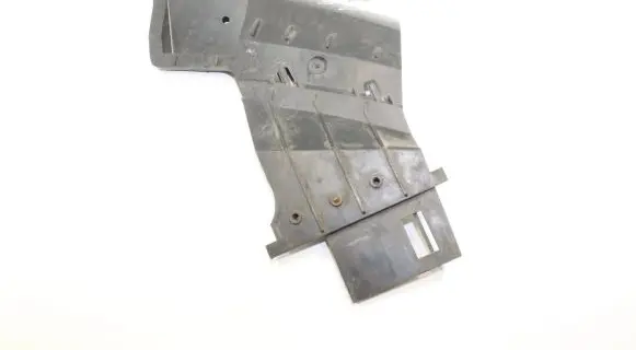 Volvo V60 Front bumper mounting bracket 31323428