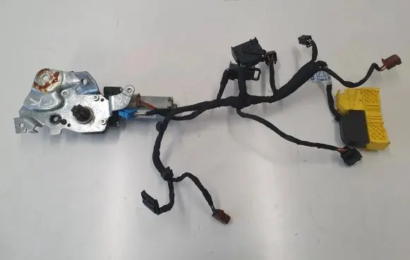 BMW 3 F30 F35 F31 Seat adjustment motor 0390204143 9339292 P1171240300