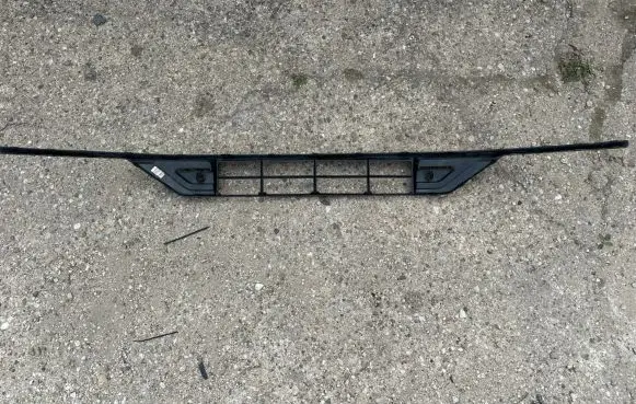 Volvo S90, V90 Front bumper lower grill 31455656