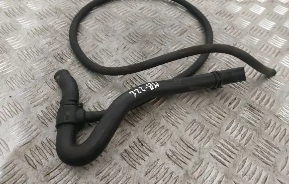 Mercedes-Benz S W221 Engine coolant pipe/hose A2218303996