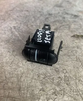 Volkswagen Jetta VI Headlight level height control switch 5c6941333