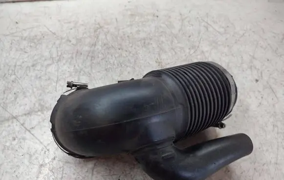 Land Rover Range Rover L322 Air intake duct part BH429F876AA