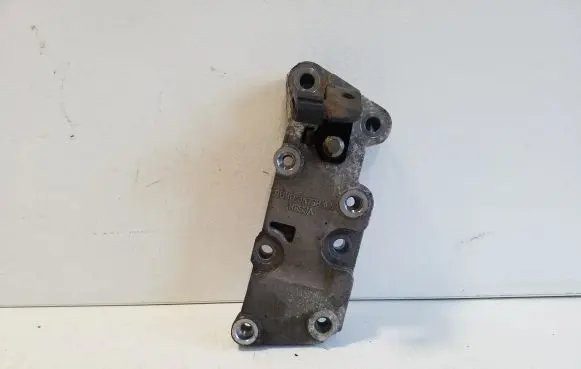 Ford S-MAX Engine mounting bracket 9G9Q3K738AA