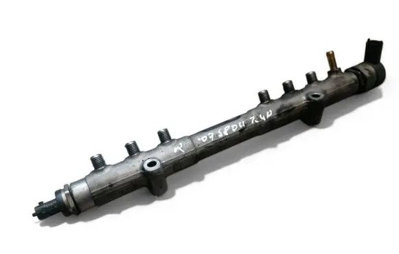 Volvo S80 Fuel main line pipe 0445215023 30777554 30777576