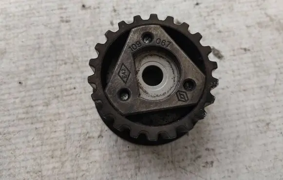 Renault Master II Camshaft pulley/ VANOS 109067