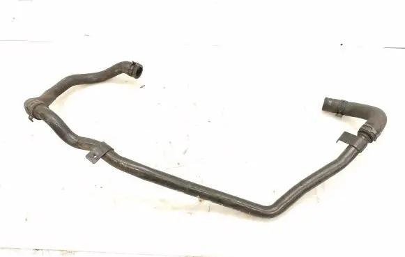 Volkswagen PASSAT B7 Engine coolant pipe/hose