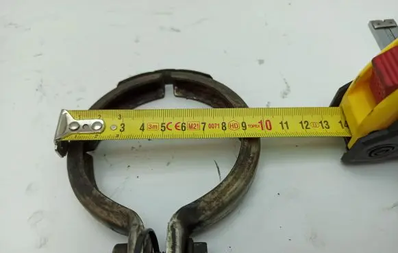 Jeep Grand Cherokee (WK) Muffler pipe connector clamp 
