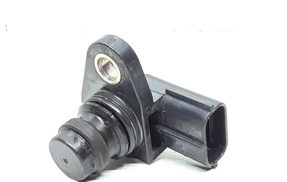 Volvo V70 Camshaft position sensor 8658495