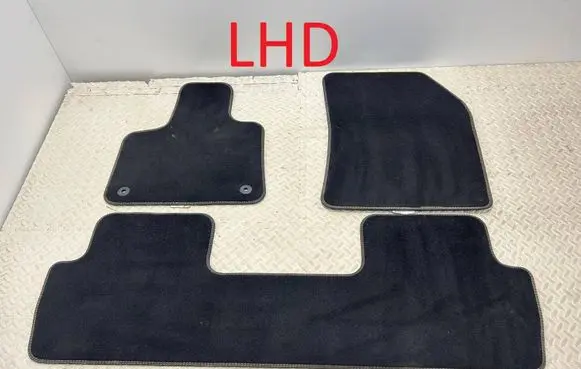 Peugeot 5008 II Car floor mat set 9828147980 9828148080 40445
