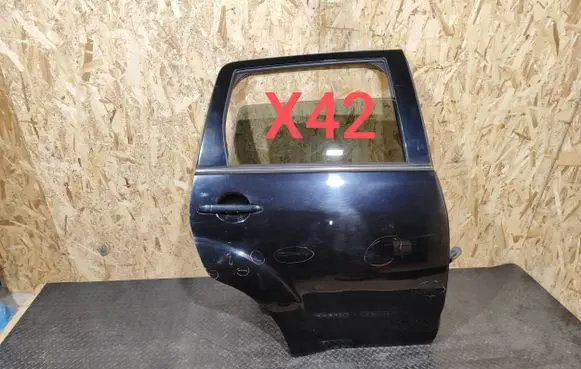 Peugeot 4007 Rear door