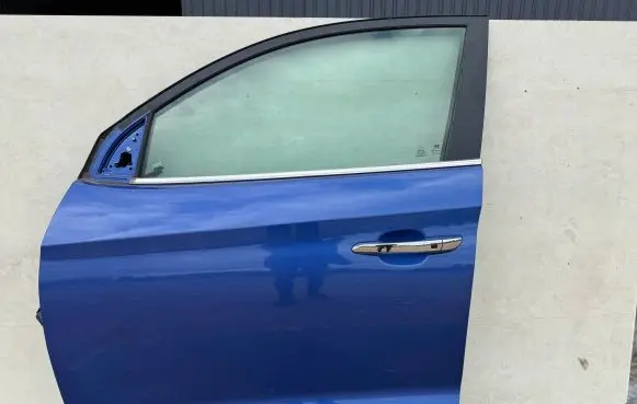 Hyundai Tucson TL Front door 82470D7890