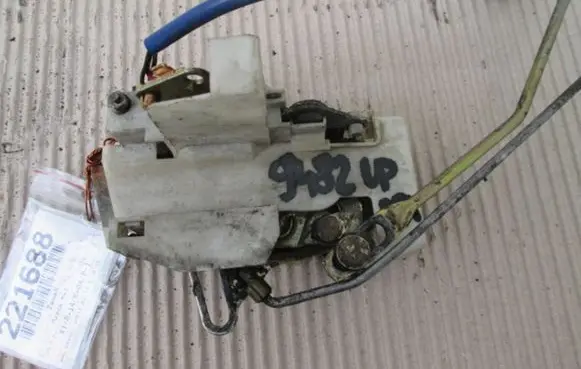 Mazda MX-3 Front door lock