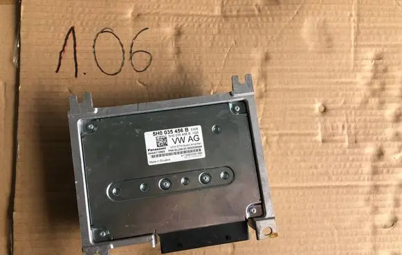 Volkswagen Golf VIII Sound amplifier 5H0035456B