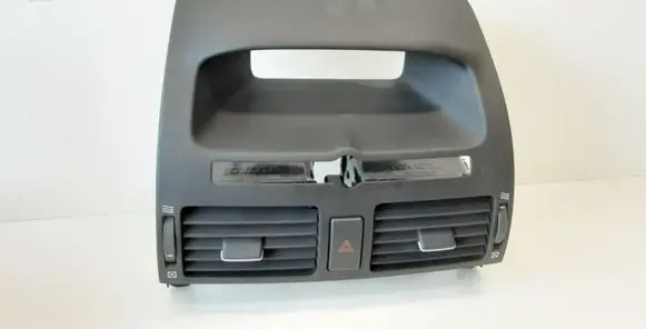Toyota Avensis T250 Dash center air vent grill 8494 8581