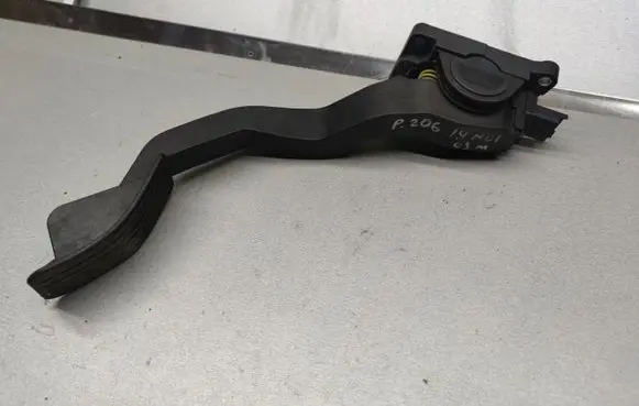 Peugeot 206 Accelerator throttle pedal 9645852280 0280752237