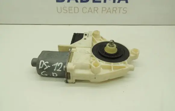 Renault Laguna III Rear door window regulator motor 827300001R 978409105 DS12