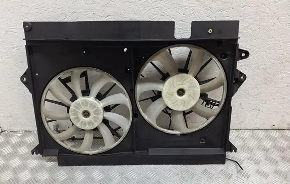 Toyota Avensis T270 Fan set 167110R060 160400R160 MF4227503773