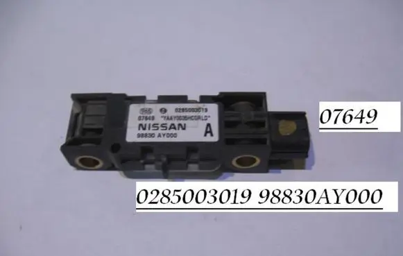 Nissan Primera Airbag deployment crash/impact sensor 0285003019 07649