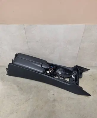 Mercedes-Benz CLS C218 AMG Center console 105018319