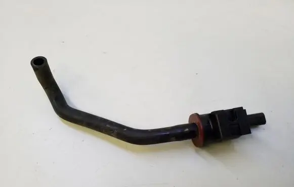 Jeep Cherokee Engine coolant pipe/hose 04627182AA
