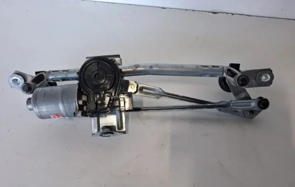 KIA Sportage Front wiper linkage and motor 98100F1000