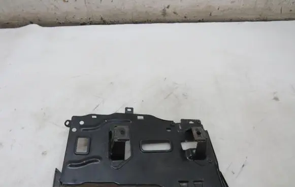 Peugeot 308 Battery box tray 7501948001