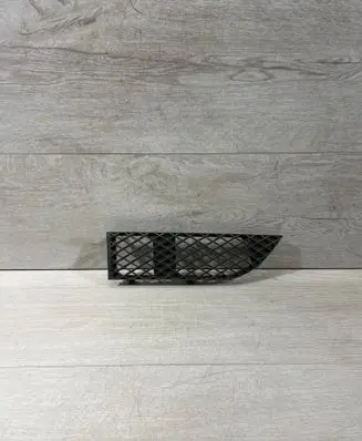 BMW 7 E65 E66 Front bumper lower grill 7135563 72758411