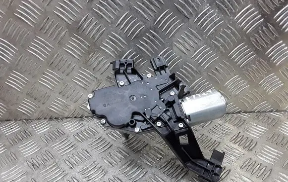 Peugeot 207 Wiper motor 9652418780