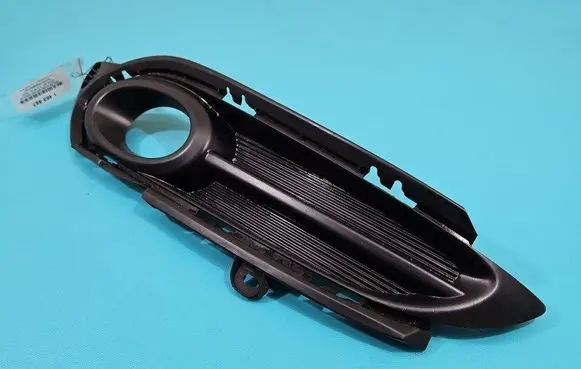 Honda HR-V Front fog light trim/grill 71105-T7J-H000 IMPRK1463887