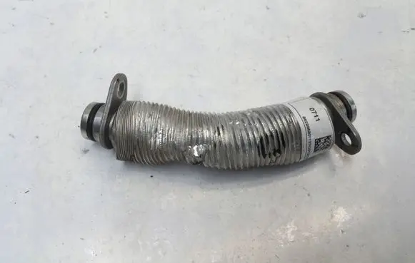BMW 2 F44 Engine coolant pipe/hose 86299580