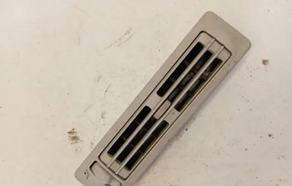 Volkswagen Transporter - Caravelle T4 Dash center air vent grill 703820963