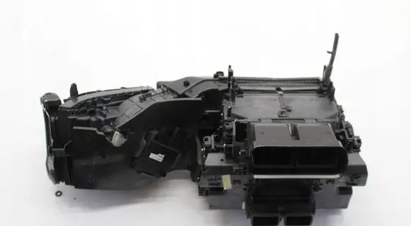 Audi Q7 4M Interior heater climate box assembly 4M1820005J