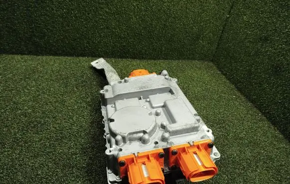 Renault Kangoo III Battery control module 293A05724R DCB609 12090032
