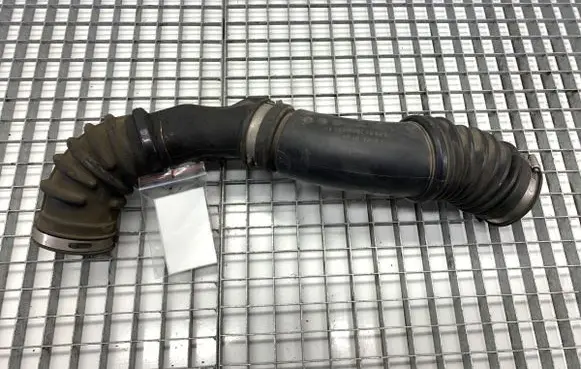 Jeep Grand Cherokee Air intake hose/pipe 68088249AB